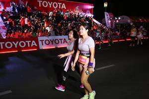 BIB: 28365
                            <button type="button" onclick="openModal(23007846)" class="btn btn-primary btn-sm float-right btn-popup" data-toggle="modal" data-target=".modal-high-quality">
                        <i class="fas fa-shopping-cart"></i> Add to Cart
                    </button>
                                            <button type="button" onclick="isThisMe(23007846, true)" class="btn btn-success btn-sm float-right btn-popup btn-isme hidden" data-toggle="tooltip" data-placement="bottom" title="นี่คือรูปของคุณใช่ไหม คลิกที่นี่เพื่อเอาเข้าอัลบั้ม">
                        <i class="fas fa-plus"></i> Add to album
                    </button>
                    <button type="button" onclick="isThisMe(23007846, false)" class="btn btn-warning btn-sm float-right btn-popup btn-isnotme hidden">
                        <i class="fas fa-ban"></i> Remove from album
                    </button>